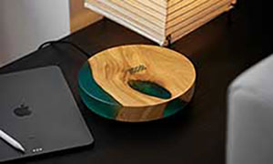 Resin and wood wireless charger