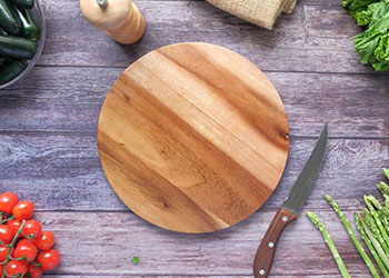 Round wooden serving board