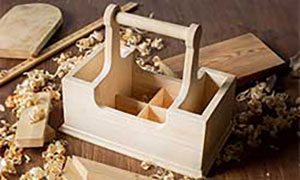 Wooden caddy